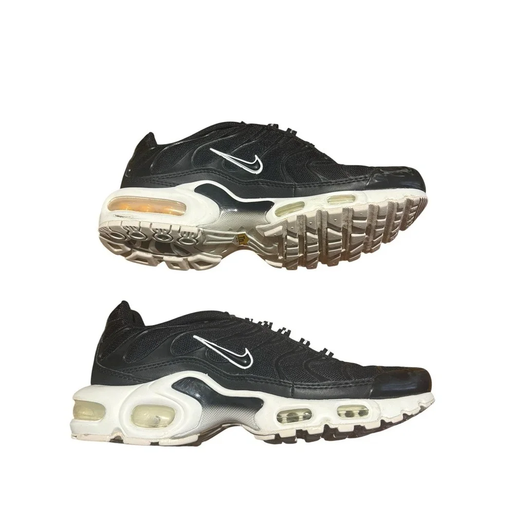 Nike Air Max Plus Y2K Urban Streetwear‎ Trendy Black Size 7 Athletic *No Laces*